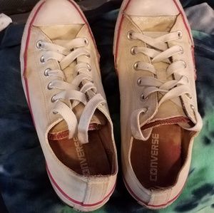 White low top converse